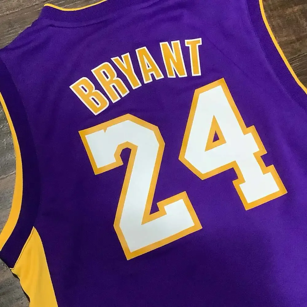 Adidas Los Angeles Lakers Kobe Bryant #24 NBA Basketball Youth Jersey Size M